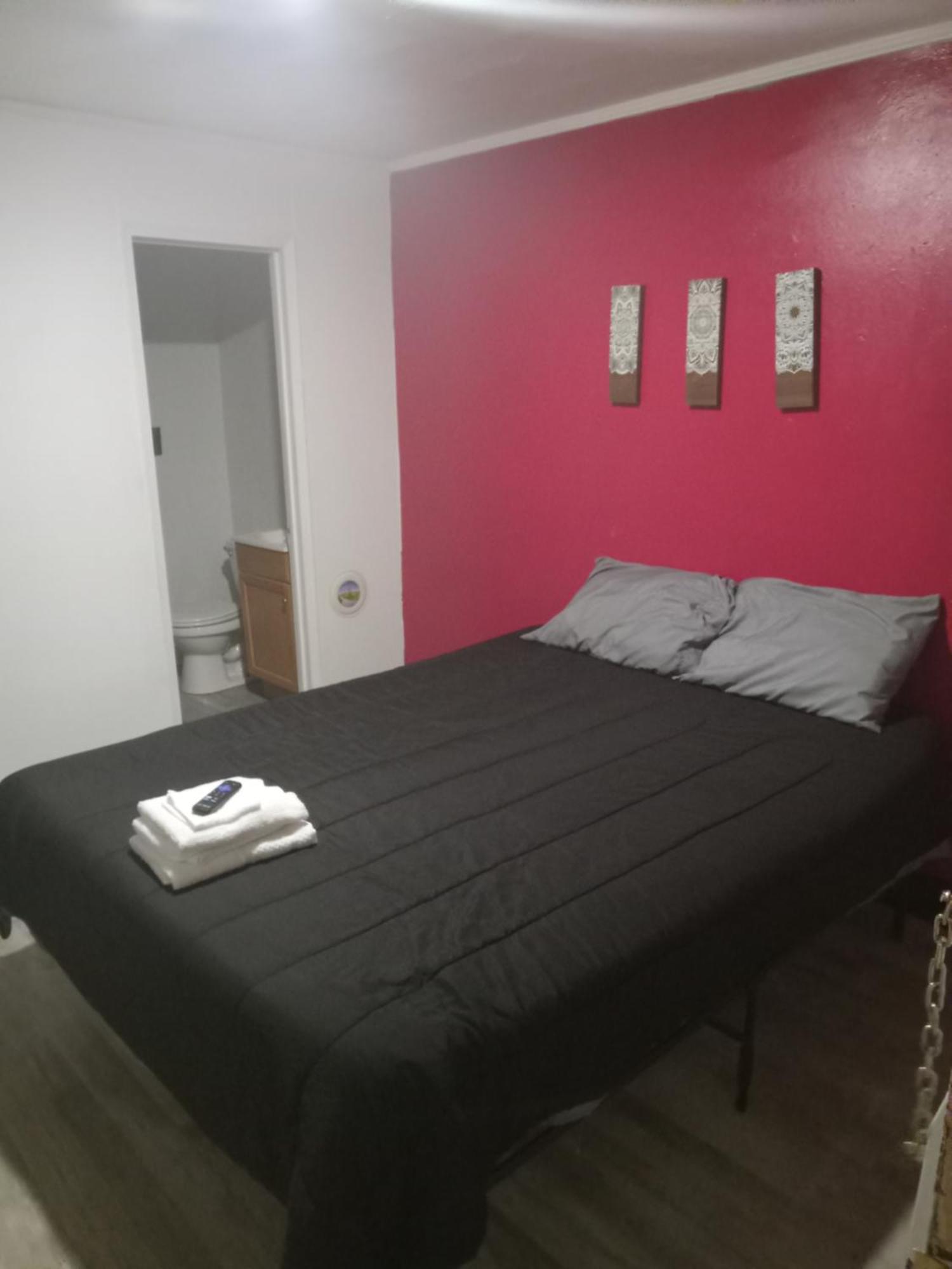 Spruce Pine Inn מראה חיצוני תמונה
