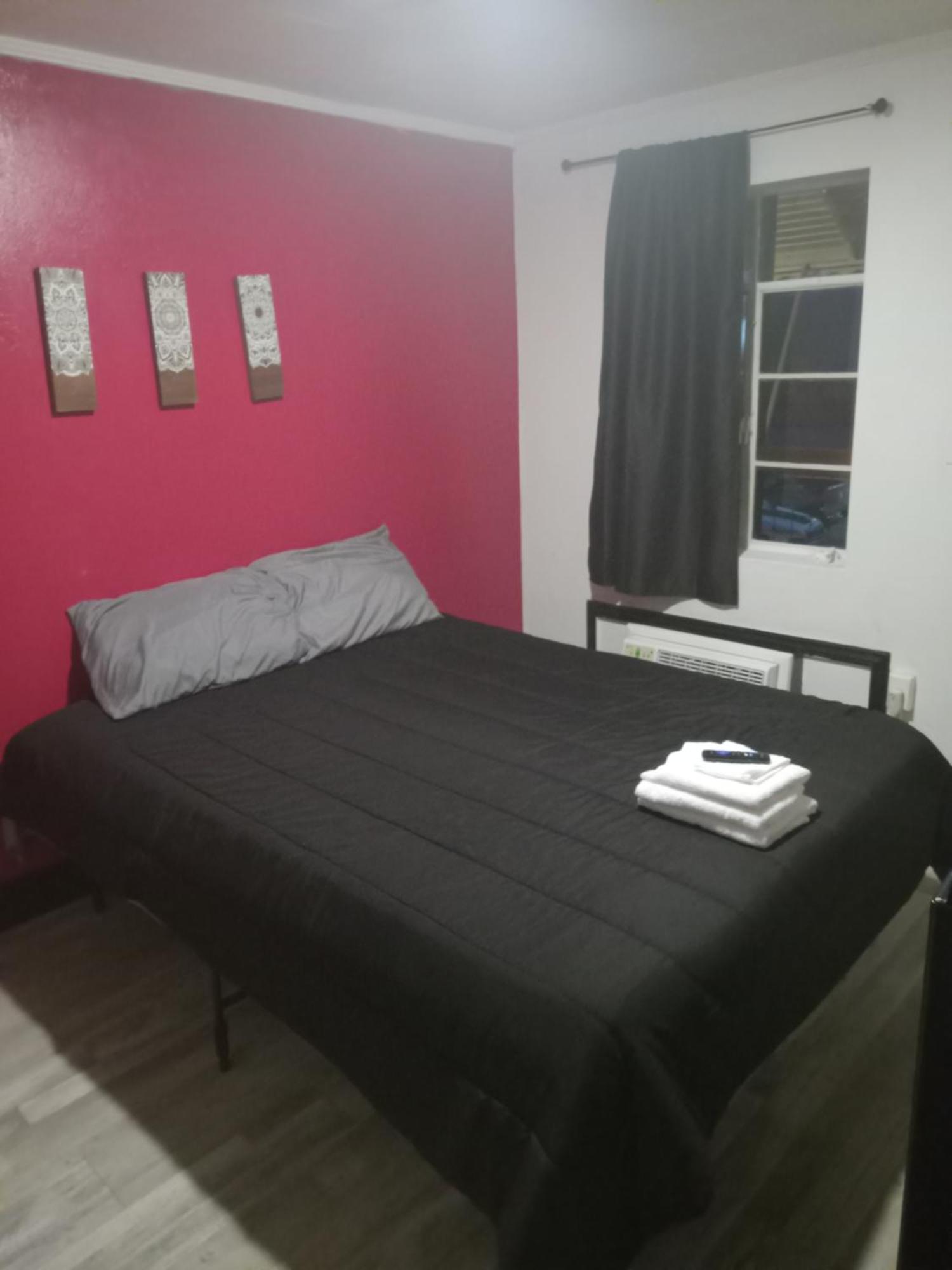 Spruce Pine Inn מראה חיצוני תמונה